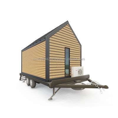 Tubos cuadrados de acero galvanizado Casa de contenedores de madera triangular moderna sobre ruedas para ventas de café al aire libre y estilo de diseño