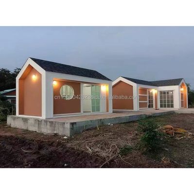 Contenedor de material de construcción rápida Casas para vacaciones de complejo y casas de campo Tres dormitorios Pared 50/75/100mm Panel de sándwich de onda