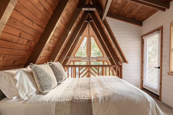 Cuadro de acero de color personalizado Diseño moderno de lujo Chalet de jardín de madera prefabricado Casas prefabricadas modulares pequeñas Villa para tienda