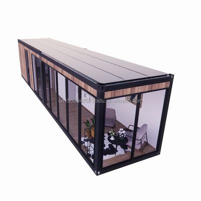 Alojamiento en hoteles de complejo hecho de tubos cuadrados de acero galvanizado y materiales de madera modernos en envases planos