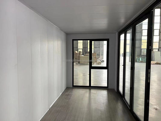 Color personalizado Contenedor de vivienda de 20 pies Casa prefabricada Casa pequeña con tubos cuadrados de acero galvanizado y diseño modular