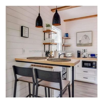 Estructura principal Tubos cuadrados de acero galvanizado Contenedor de madera Casa familiar Unión Europea Australia 40 pies 2 dormitorios 1 sala