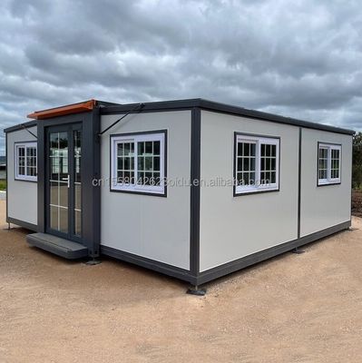 Estructura principal Tubos cuadrados de acero galvanizado Casa de contenedores prefabricada en color personalizado para vivir al aire libre