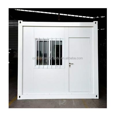 Diseño moderno Baños modulares prefabricados Contenedor portátil exterior de paquete plano hecho de acero y panel de sándwich para tienda 10FT